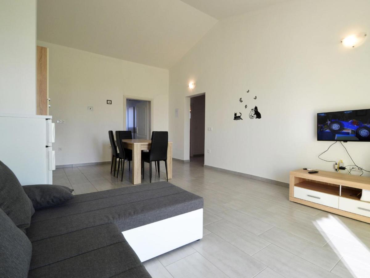 Apartment Ivan-1 Maslenica Buitenkant foto